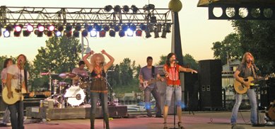 499_little-big-town.jpg